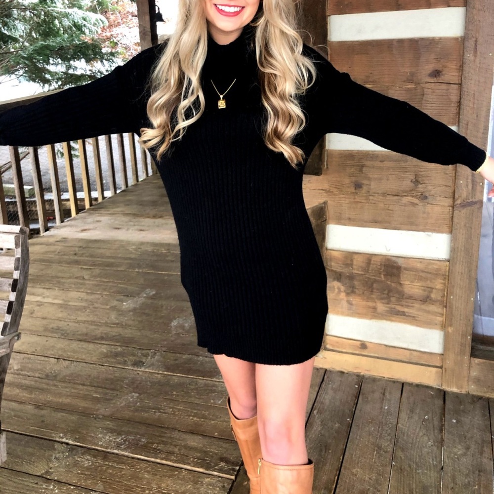 Turtle neck mini sweater dress